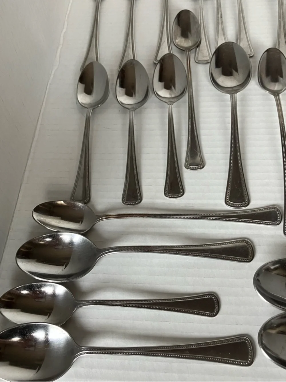 Oneida craft‎ Stainless Steel Flatware Set - Polished Silverware Set  46 pieces